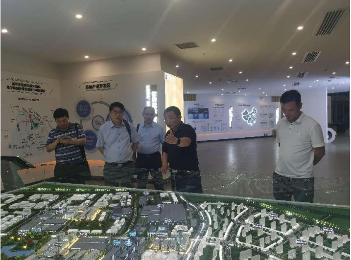 合力創(chuàng)高、共謀發(fā)展——蘇仙產(chǎn)業(yè)開發(fā)區(qū)領導一行到訪我院湖南辦事處交流座談
